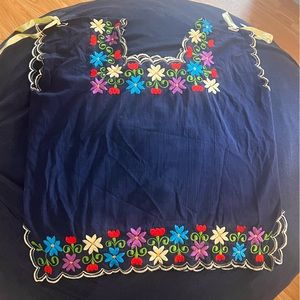 NWOT Embroidered blouse